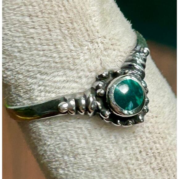 Vintage Sterling Silver Ring with Green Malachite Onyx Cabochon – Size 6.5 - Picture 1 of 9